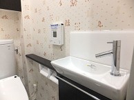 コンパクトで使いやすい手洗器と節水トイレに交換 コンパクトで使いやすい手洗器と節水トイレに交換